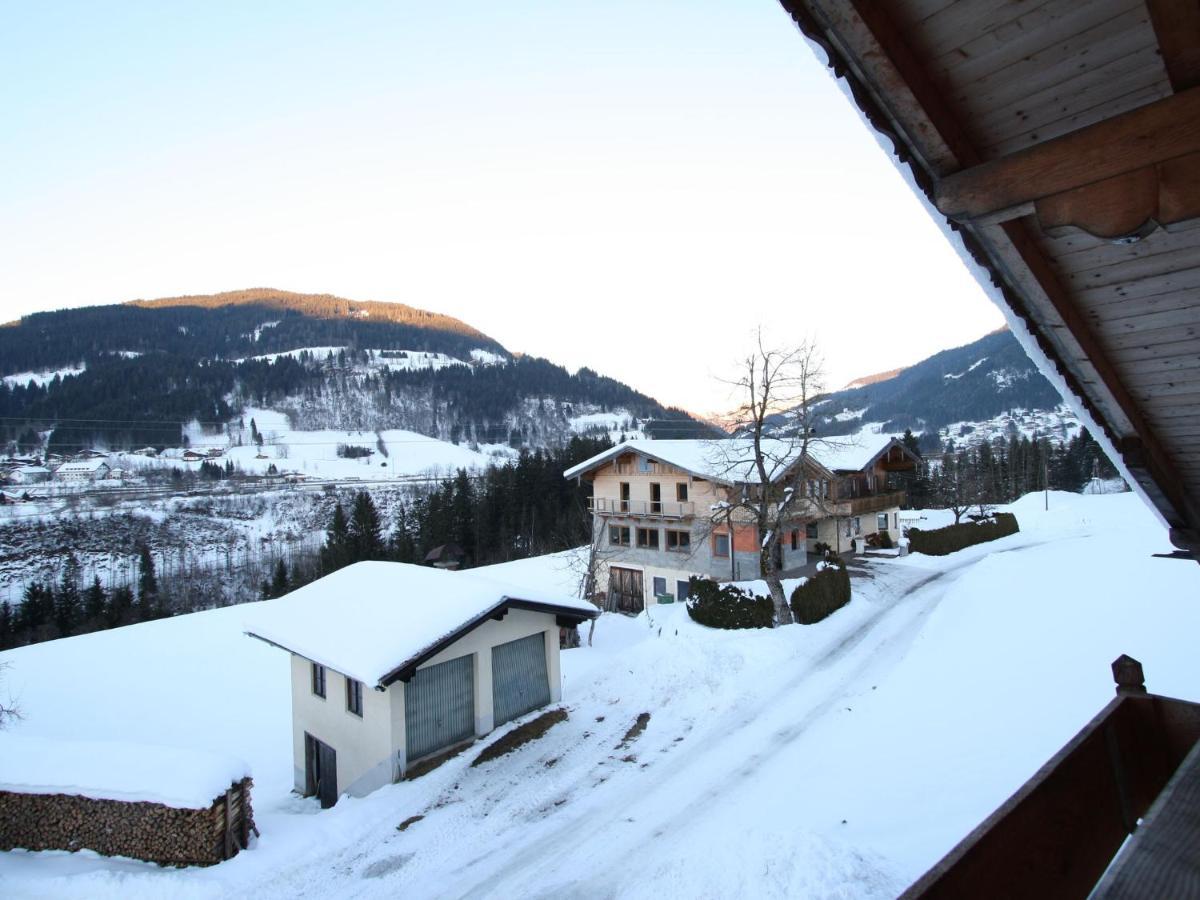 Villa On A Courtyard Near The Ski Area In Salzburg Eben Im Pongau Luaran gambar